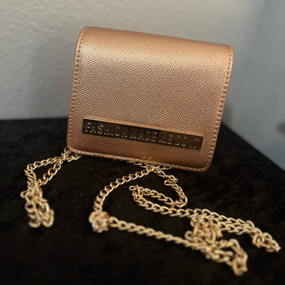House of Rehab Rose Gold Compact Chain Purse – Excellent Condition ✨